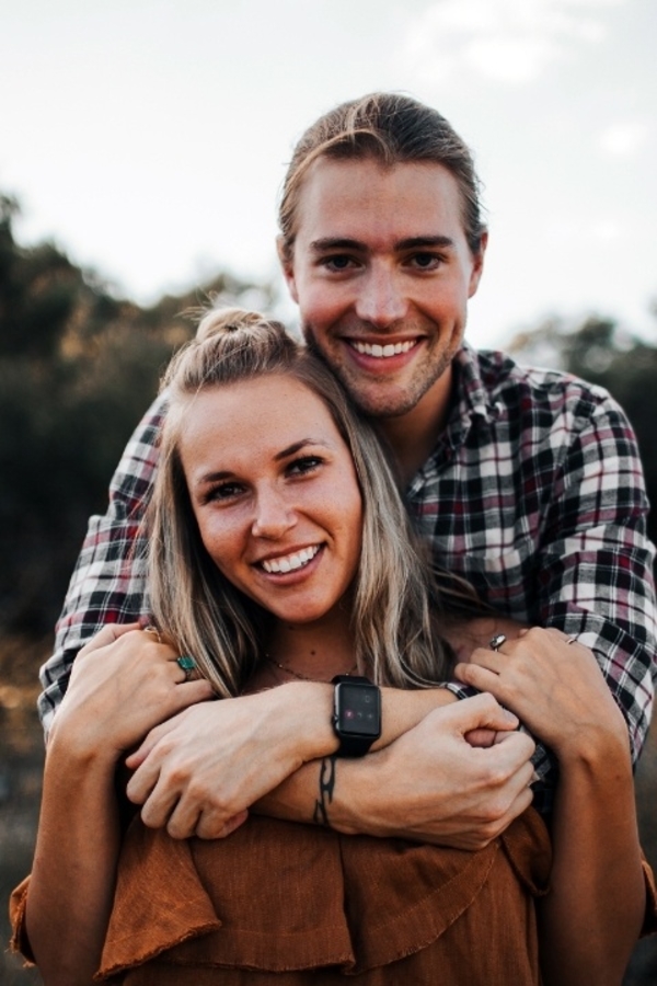 Любовь в Сети: истории пар, которые познакомились в интернете