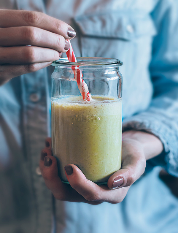 Морковные смузи для детокса и насыщения витаминами: два супер-рецепта