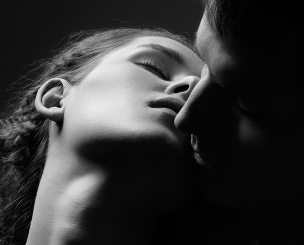 Викторина аукцион удовольствий: выиграй игрушку для сексуальных игр