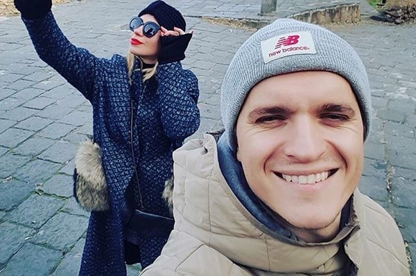 instagram.com/yulattt