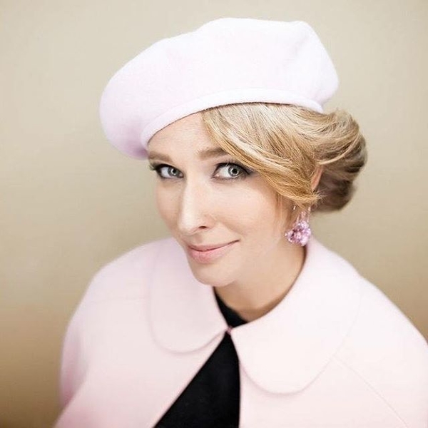 Звездные красавицы, которые родят в 2017