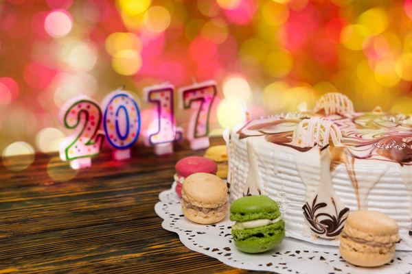 Новогодние торты: ТОП-5 праздничных рецептов