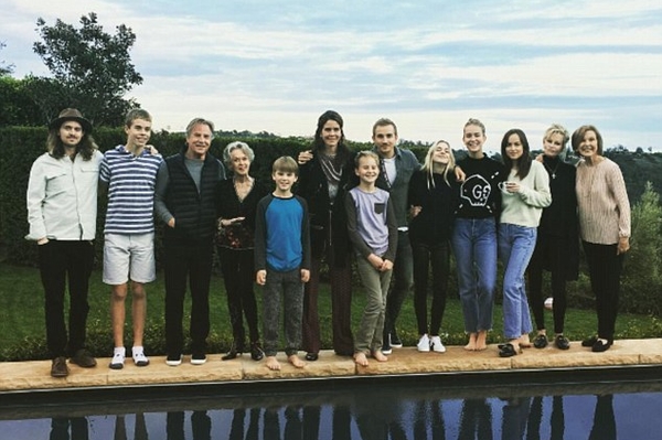 instagram.com/melanie_griffith57