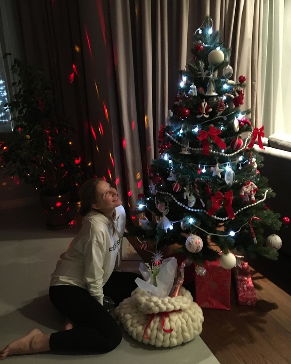 Катя Осадчая намекнула на пол своего будущего ребенка