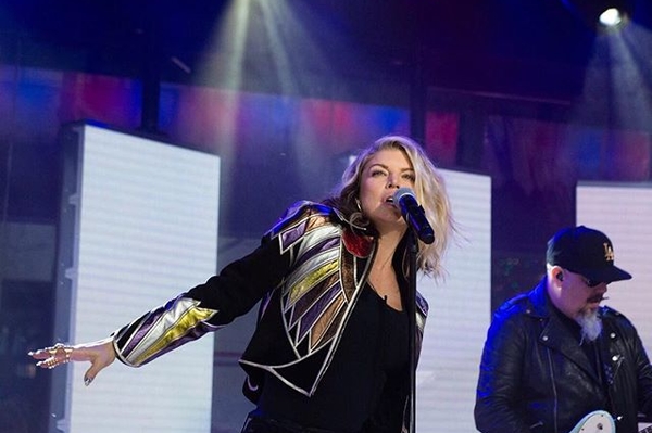 instagram.com/fergie