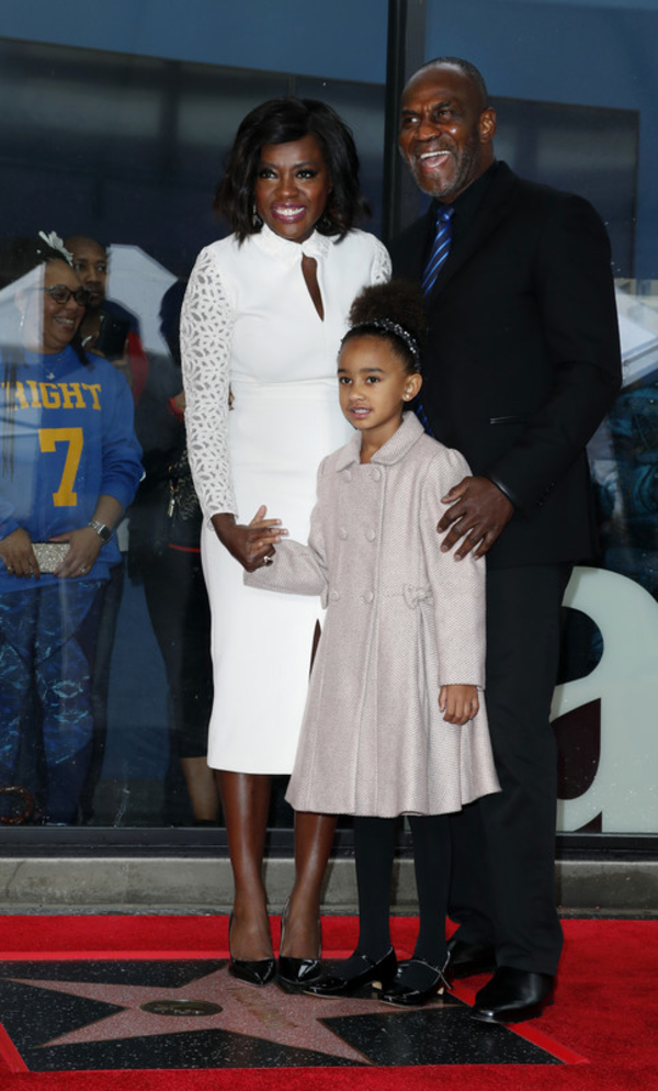 Виола Дэвис получила именную звезду на голливудской Аллее славы