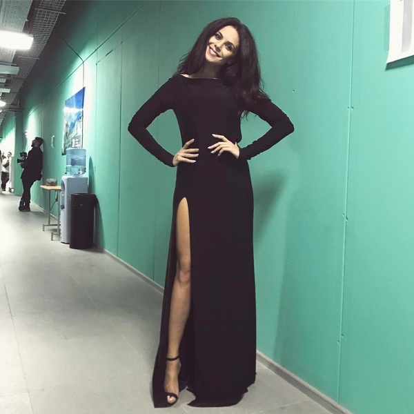 Настя Каменских поделилась своими детскими воспоминаниями