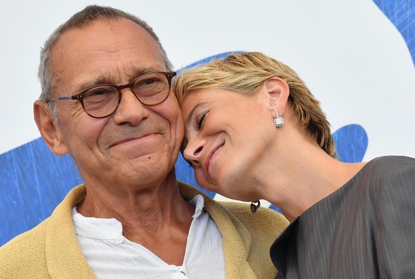 Высоцкая откровенно рассказала о близости с Кончаловским