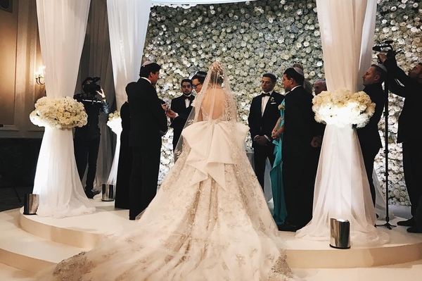 instagram.com/explore/locations/202830/the-landmark-london