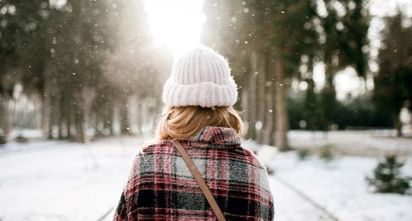 Электризуются волосы: шесть методов решения проблемы