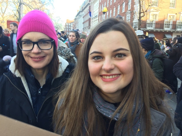 Женский марш против Трампа: Йоханссон, Терон и Мадонна выступили с протестом