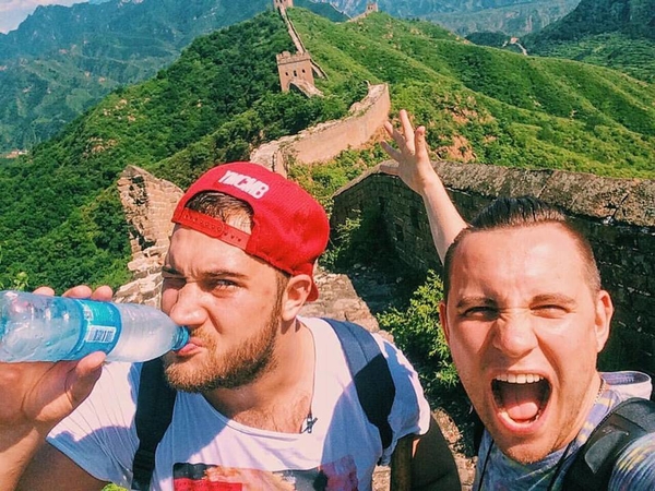 Участник Квартала 95 рассказал о новом тревел-шоу