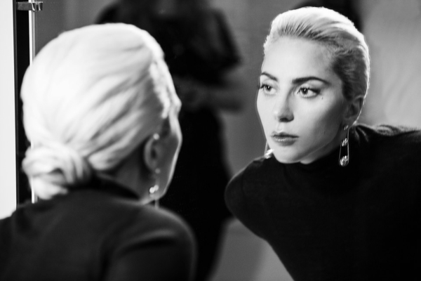 Lady Gaga стала лицом Tiffany & Co.