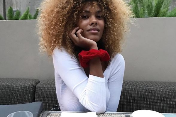 instagram.com/tinakunakey