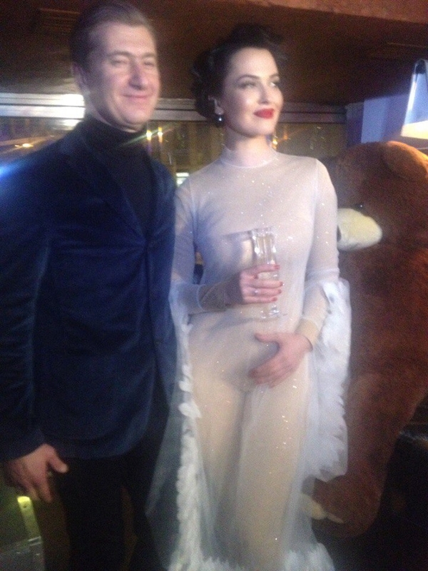 Из секс-бомбы в невинного лебедя: Даша Астафьева представила неожиданное видео