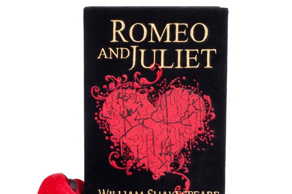 instagram.com/a.s.clutch