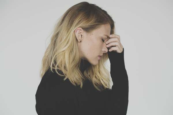 О чем может говорить головная боль по утрам