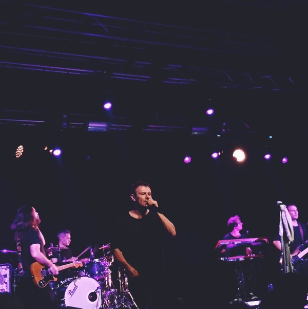 Вакарчук в Австралии выступил с флагом Мариуполя