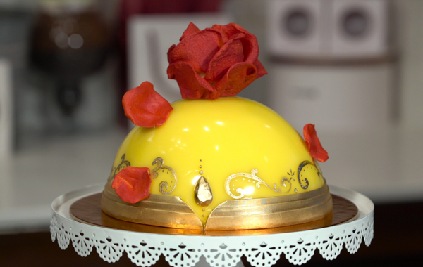 Красавица и Чудовище: кондитеры представили торт по мотивам сказки