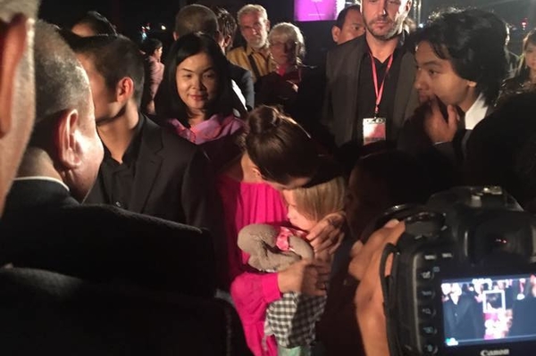 facebook.com/AngelinaJ1975