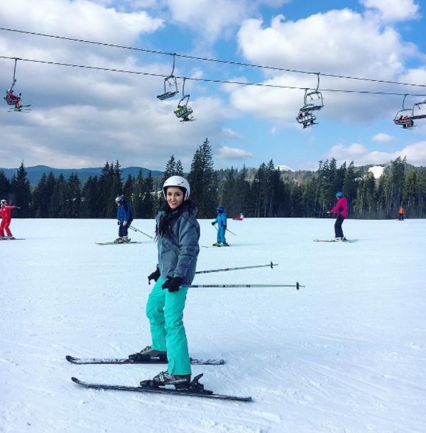 Анна Добрыднева полностью обнажилась на отдыхе в Буковеле