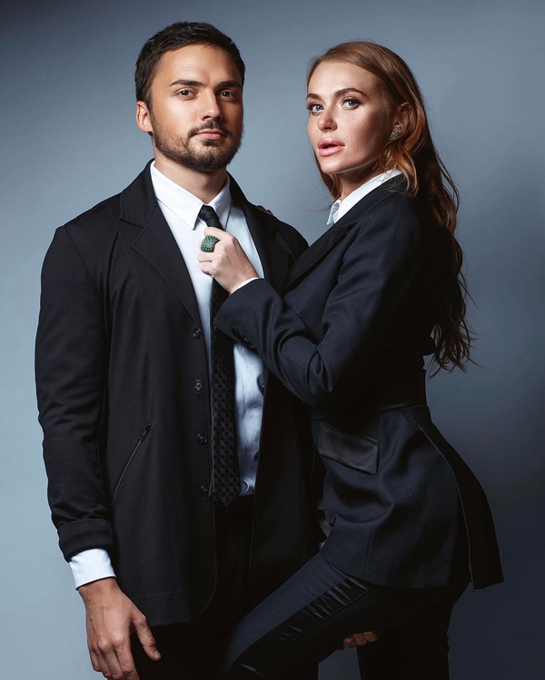 Слава из НЕАНГЕЛОВ мило поздравила мужа с днем рождения