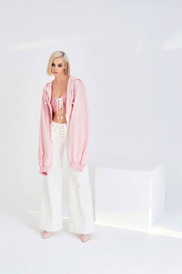 Как носить розовый: интересные варианты