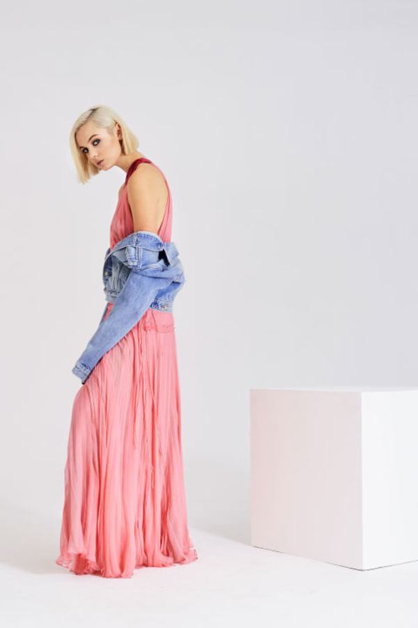 Как носить розовый: интересные варианты