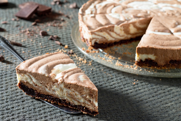 Мраморный пирог с творогом: три вкусные идеи