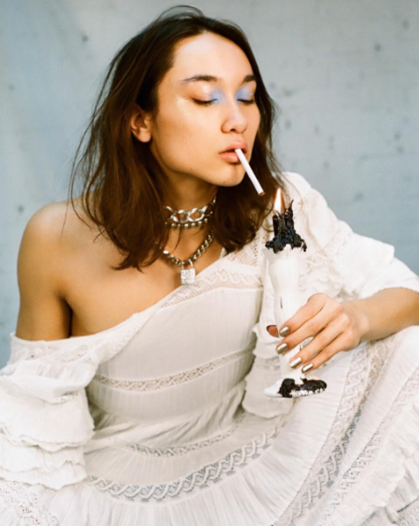 Milk сняли фильм о мужчинах, гендере и макияже