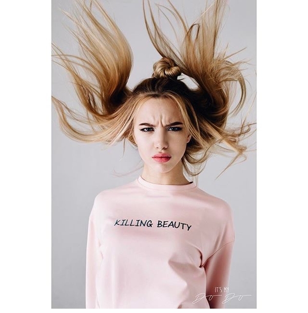 Розовые розы: восемь модных вещей в одном из главных цветов весны