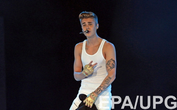 Мужчину, который выдавал себя за Джастина Бибера, обвинили в педофилии