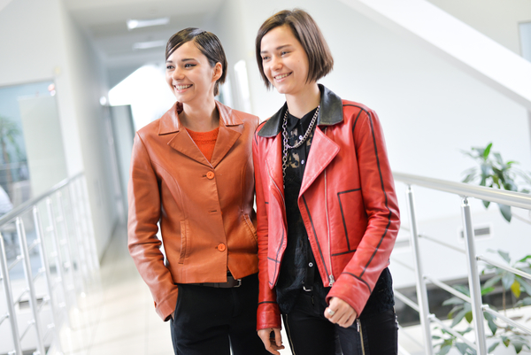 Онлайн-конференция с дуэтом BLOOM TWINS