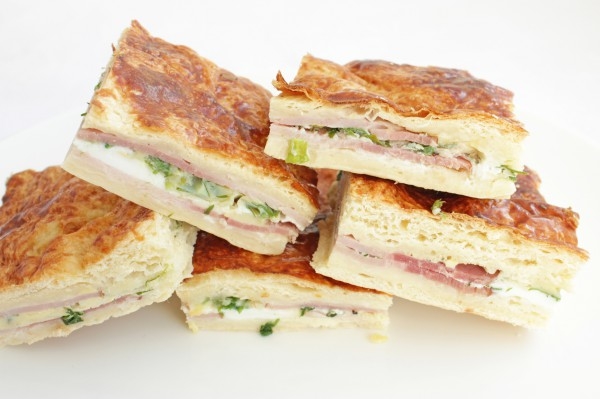 Весенний пирог с зеленью: ТОП-5 рецептов