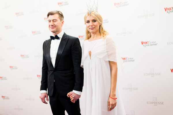 Жена Никитина вышла в свет в образе Снежной королевы