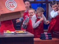 МастерШеф Діти 2 сезон онлайн: в пятнадцатом выпуске любовь на кухне