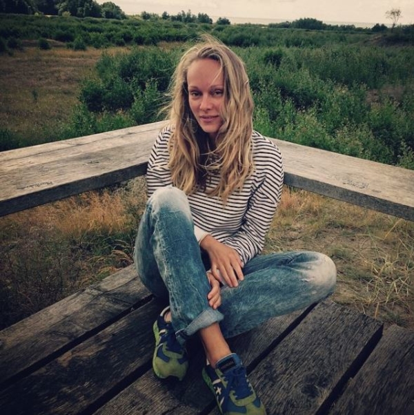 38-летняя звезда сериала Не родись красивой беременна третьим ребенком