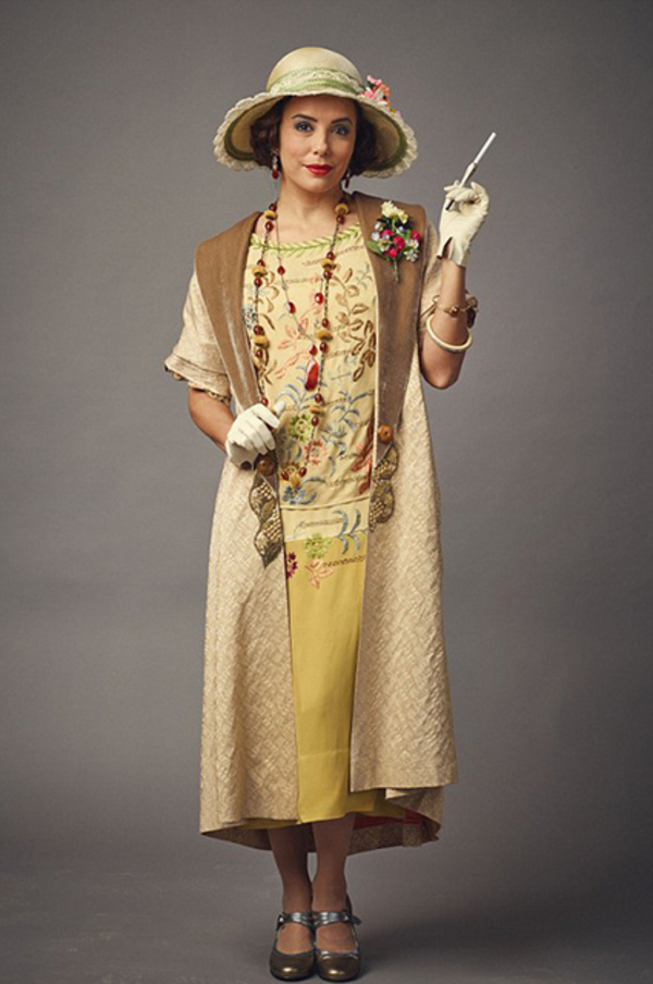 Роскошная Ева Лонгория заинтриговала новой ролью в ретро-образе