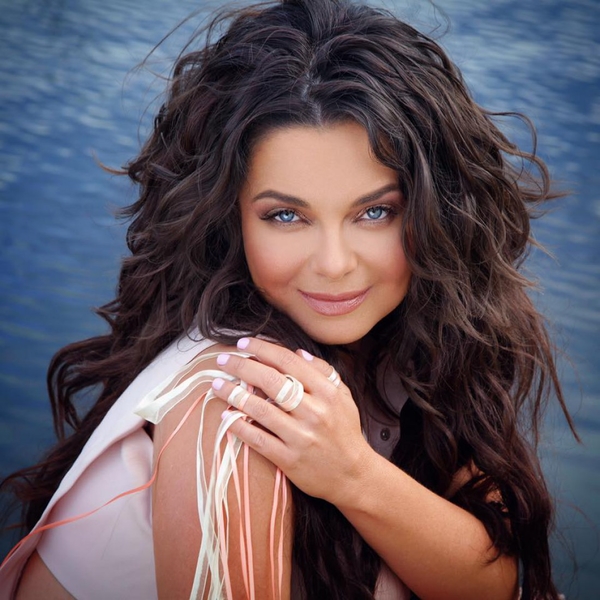 Евровидение 2017: Королева прокомментировала отказ пускать Самойлову в Украину