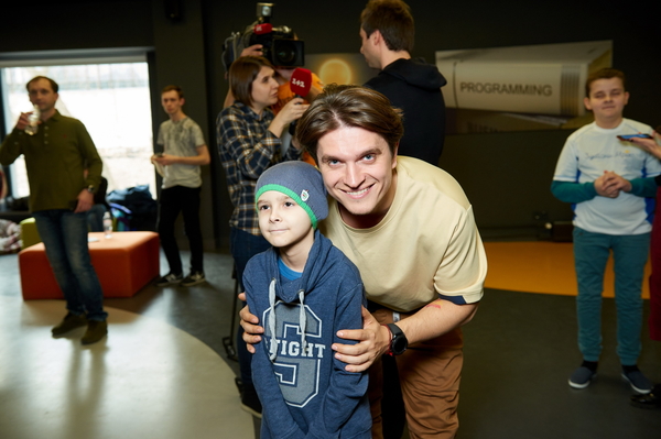 пресс-служба 1+1, Ростислав Рипка