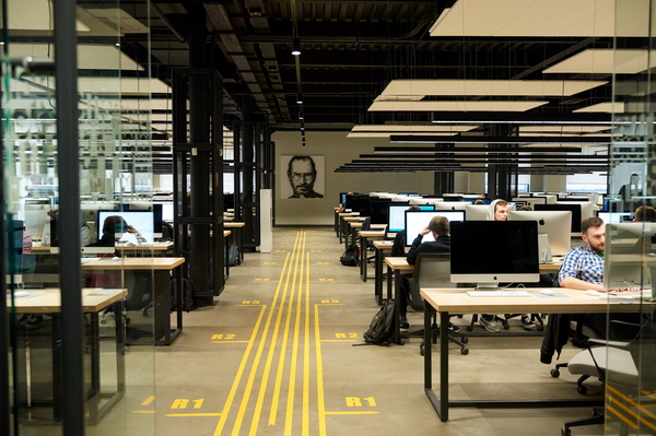 пресс-служба 1+1, Ростислав Рипка