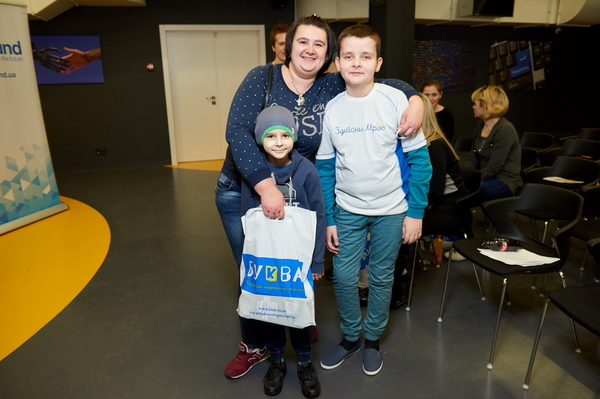 пресс-служба 1+1, Ростислав Рипка