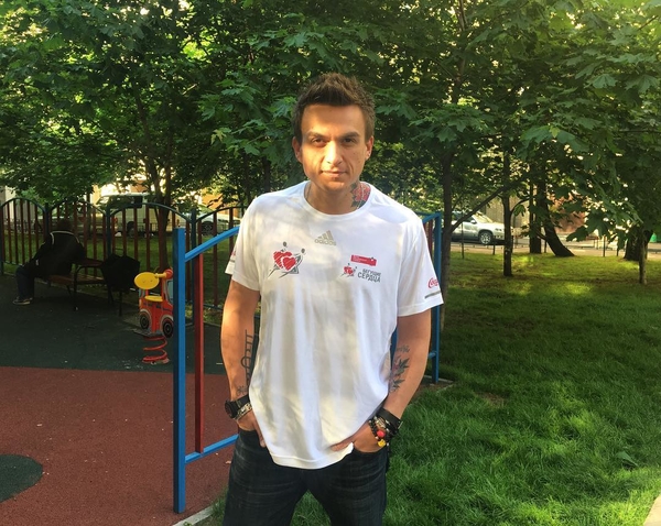 Сергей Лазарев поздравил Влада Топалова с выходом нового клипа