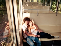 Психолог объяснила, почему весной обостряется сексуальное желание