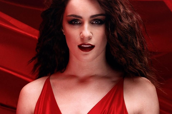 facebook.com/luciejonesfans