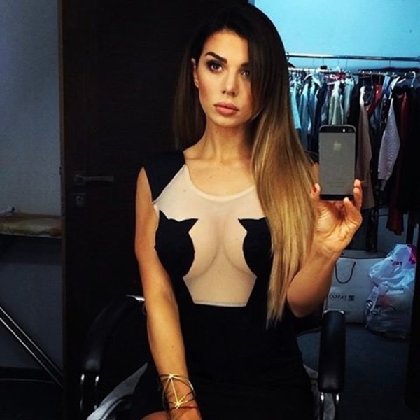 Седокова на последних неделях беременности опубликовала пикантные снимки