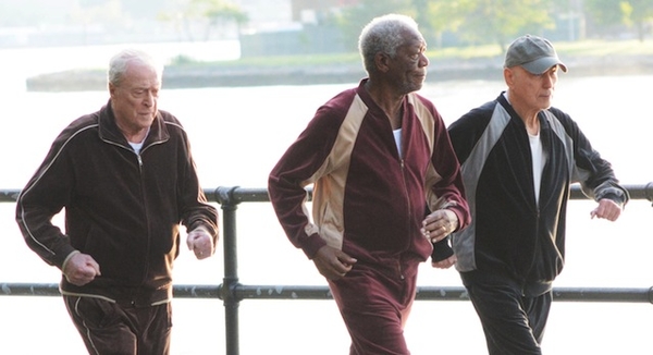 Красиво уйти: состоялась премьера фильма с оскароносными Аркином, Фрименом и Кейном