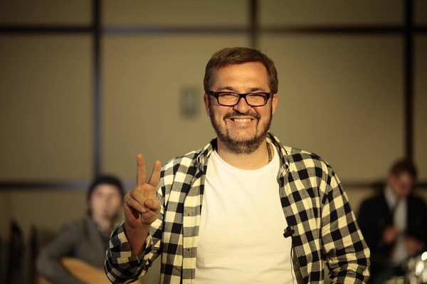 Экс-солистка группы NIKITA Нана снялась в клипе Александра Пономарева