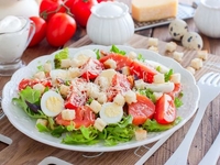 Салаты на Пасху 2020: ТОП-7 праздничных рецептов (с фото)