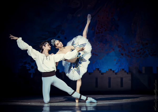 Фотоотчет: звезды на балете Корсар в исполнении интернационального трио